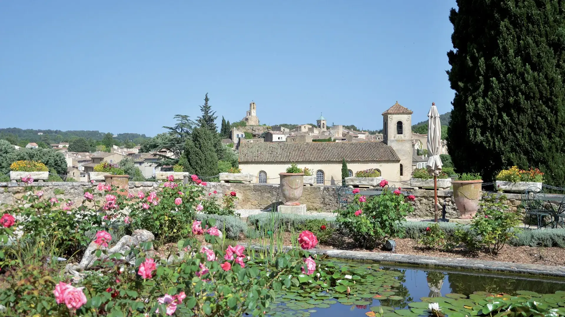Lourmarin vue du château
